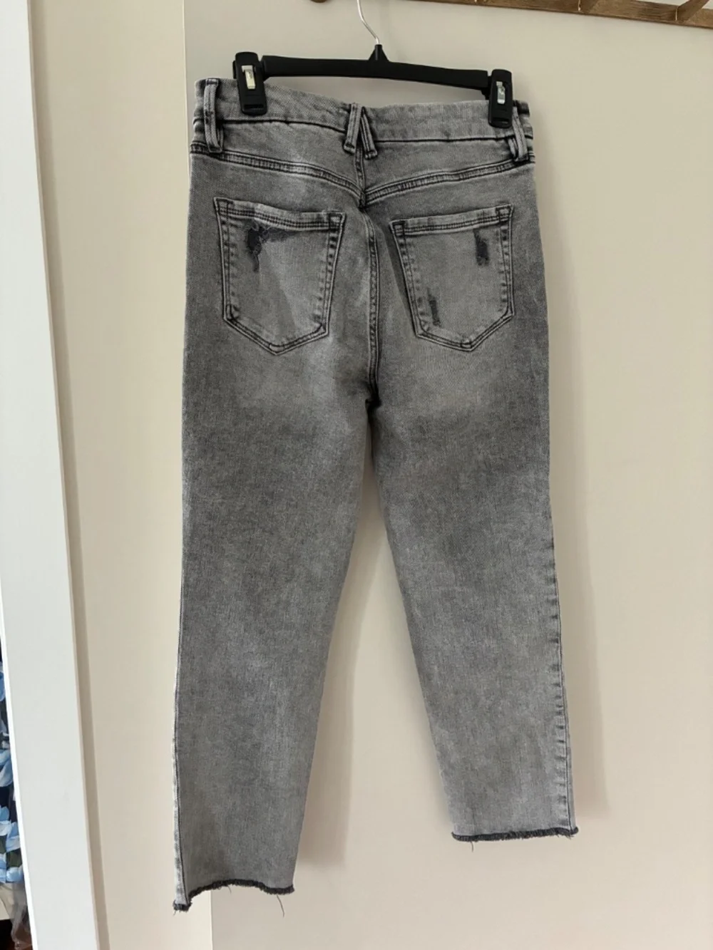 Good American straight leg grey acid wash jeans Size 6